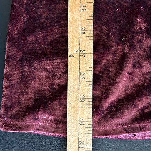 Kimchi Blue Dress Red Wine Crushed Velvet Mock Neck Mini Dress size XS - Picture 10 of 10